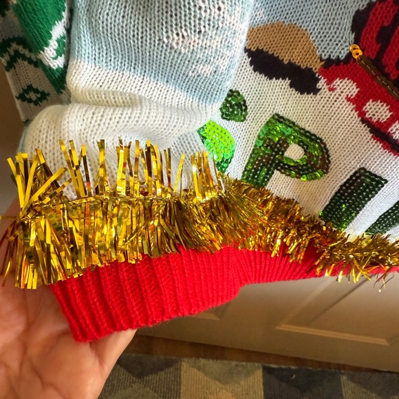 Holiday Spirit Christmas Sweater Women's Size Large. Bells and pompom accents. - Picture 5 of 12